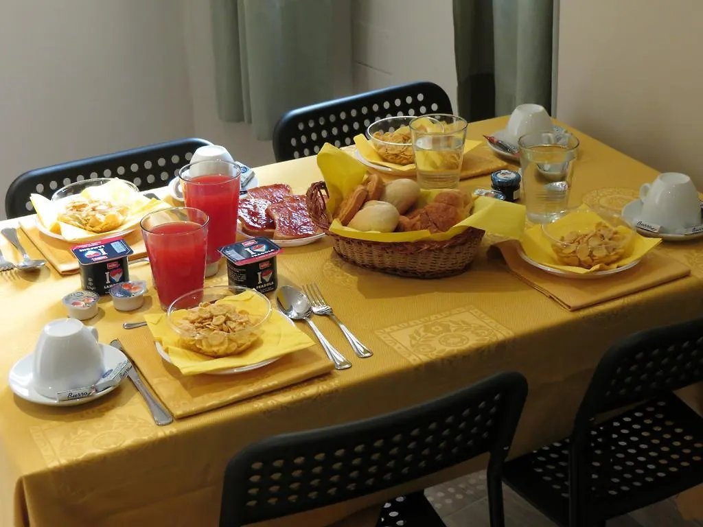 Extrahotel Paradise Rom Italien